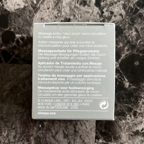 Clinique Sonic System Massaging Treatment Applicator - Picture 3 of 5